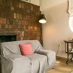 ゲストハウス Porto Valitsa 4*