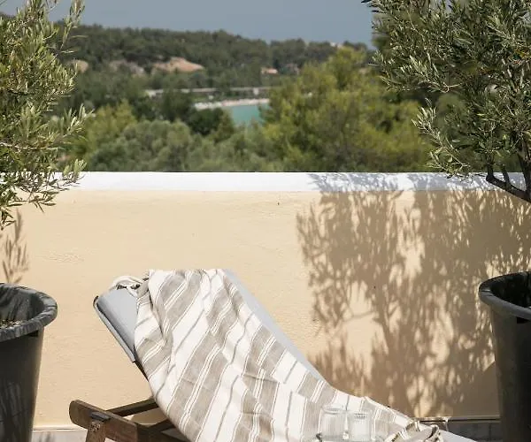 Porto Valitsa 4*