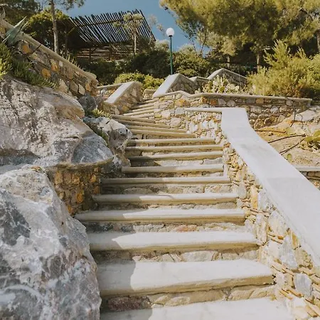 Porto Valitsa Konukevi 4*