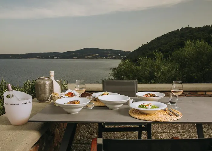 Porto Valitsa ゲストハウス パリウリ