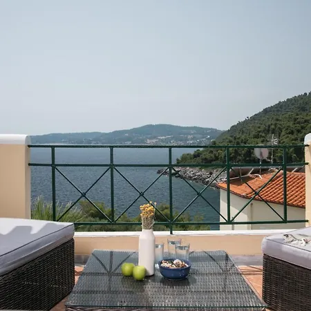 بيت ضيافة Porto Valitsa باليوري