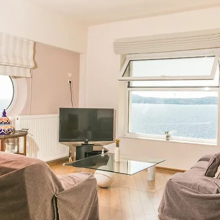 بيت ضيافة Porto Valitsa باليوري