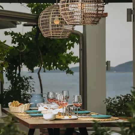 بيت ضيافة Porto Valitsa باليوري