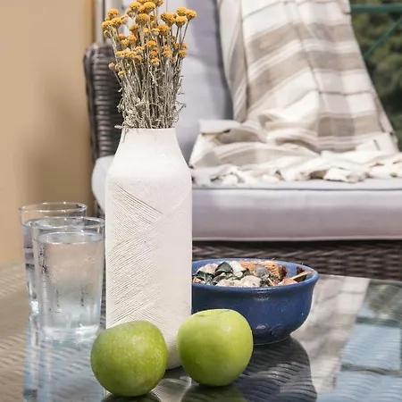 بيت ضيافة Porto Valitsa