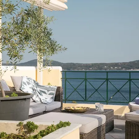 بيت ضيافة Porto Valitsa باليوري