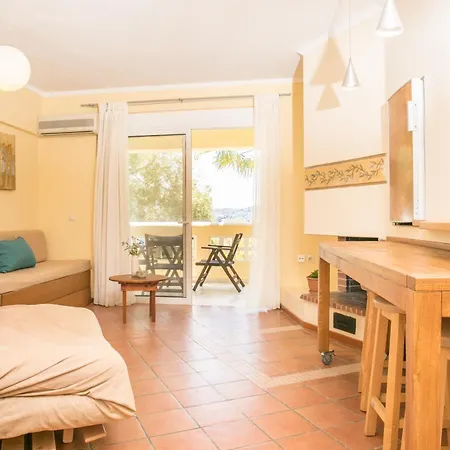 Porto Valitsa Guest house 2*